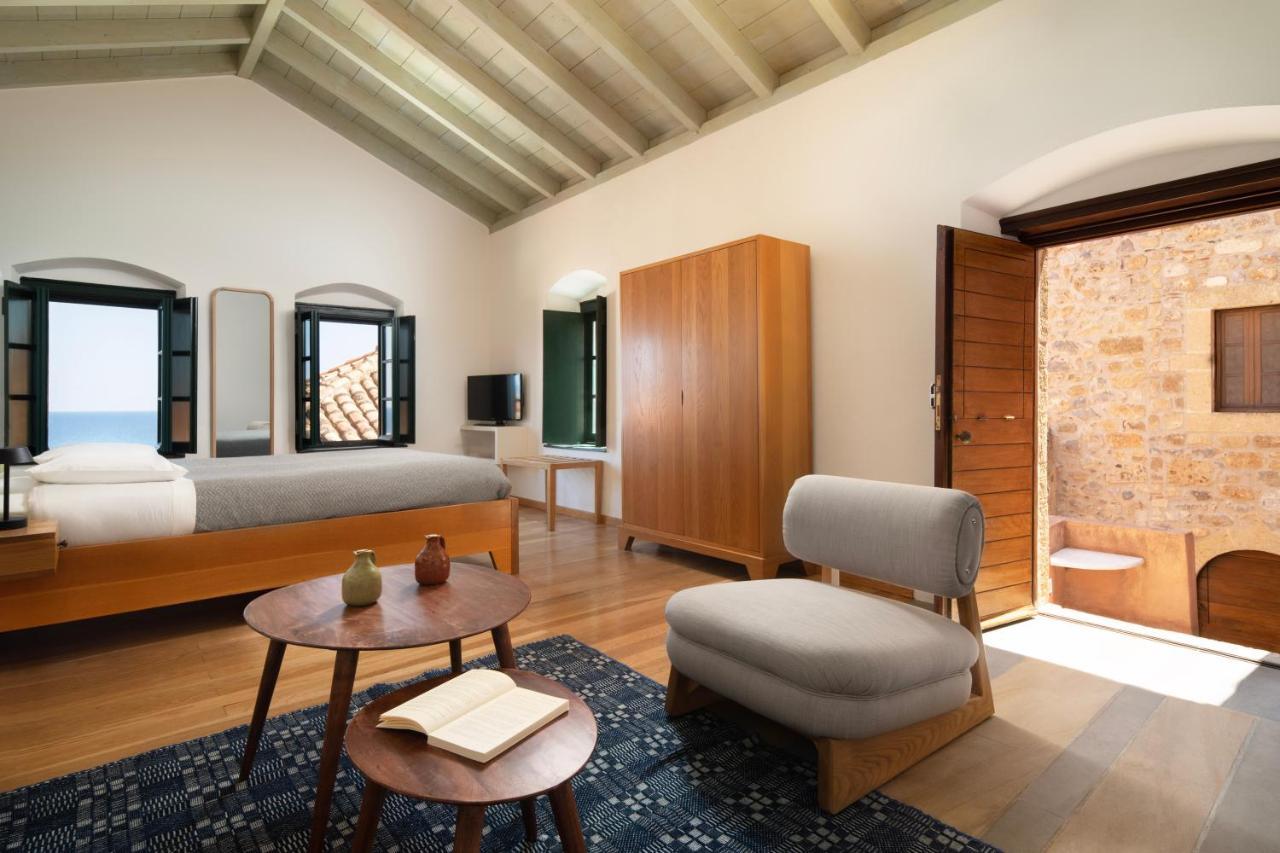 Kalnterimi Guesthouses Monemvasía Eksteriør bilde